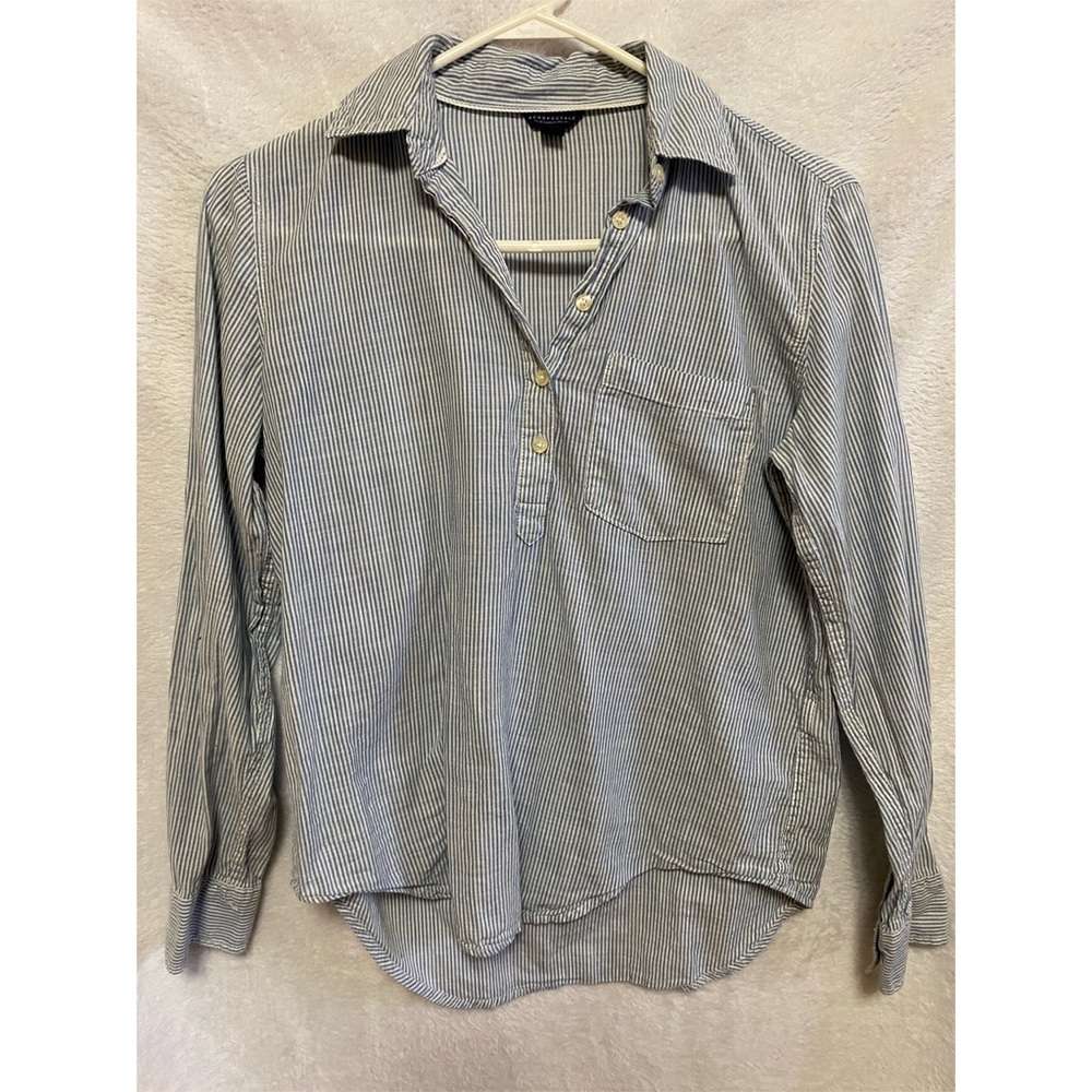 Aeropostale - Half-button down